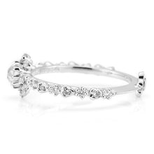 Load image into Gallery viewer, “snow crystal”<br>Graded Diamond Ring<br>853AOM2