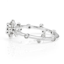 Load image into Gallery viewer, “snow crystal”<br>Graded Diamond Ring<br>850APR2