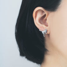 Load image into Gallery viewer, Available from 12:00 on July 24.【Custom Order】 Earrings 107K<br>(Single Earring)
