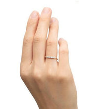 Load image into Gallery viewer, 1025A&lt;br&gt;“Noël en forêt”&lt;br&gt;Diamond Chain-ring
