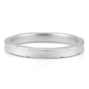 713A<br>“threads”<br>Medium Ring