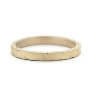 “threads”<br>Ring, Small<br>713B