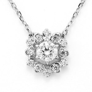 1104A<br>“reticella”<br>Diamond Necklace
