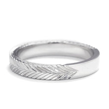 Load image into Gallery viewer, 712E&lt;br&gt;“Herringbone”&lt;br&gt;Large Ring
