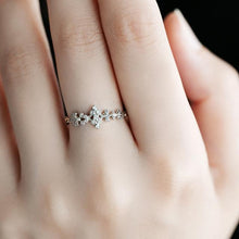 Load image into Gallery viewer, “Arabesque”&lt;br&gt;Diamond Chain-Ring&lt;br&gt;1477A
