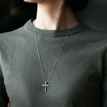 Load image into Gallery viewer, “Leaves”&lt;br&gt;Diamond Necklace&lt;br&gt;1496A

