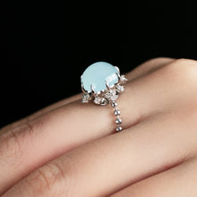 Load image into Gallery viewer, 260GV&lt;br&gt;Square Cabochon Cut Aquamarine Chain-ring
