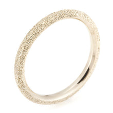 Load image into Gallery viewer, “stardust”&lt;br&gt;Ring, Medium&lt;br&gt;725A
