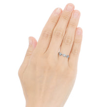 Load image into Gallery viewer, “fleurs”&lt;br&gt;Diamond Chain-Ring&lt;br&gt;1331A
