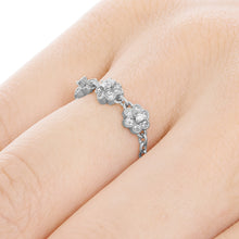 Load image into Gallery viewer, “fleurs”&lt;br&gt;Diamond Chain-Ring&lt;br&gt;1331A
