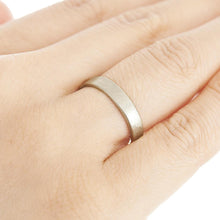 Load image into Gallery viewer, “six”&lt;br&gt;Ring, Medium&lt;br&gt;728A
