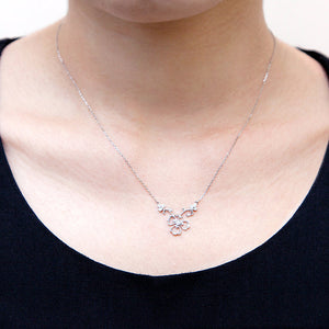 “Trois Feuilles”<br>Diamond Necklace<br>1045A