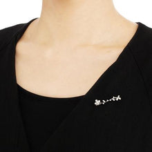 Load image into Gallery viewer, Diamond Brooch&lt;br&gt;110A
