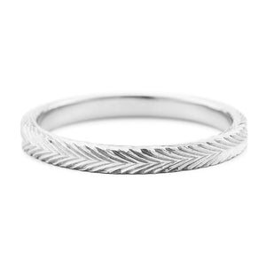 712A<br>“Herringbone”<br>Medium Ring