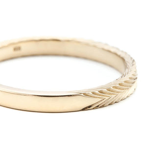 712A<br>“Herringbone”<br>Medium Ring