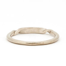 Load image into Gallery viewer, “Eternal Rose”&lt;br&gt;Ring, Medium&lt;br&gt;730B
